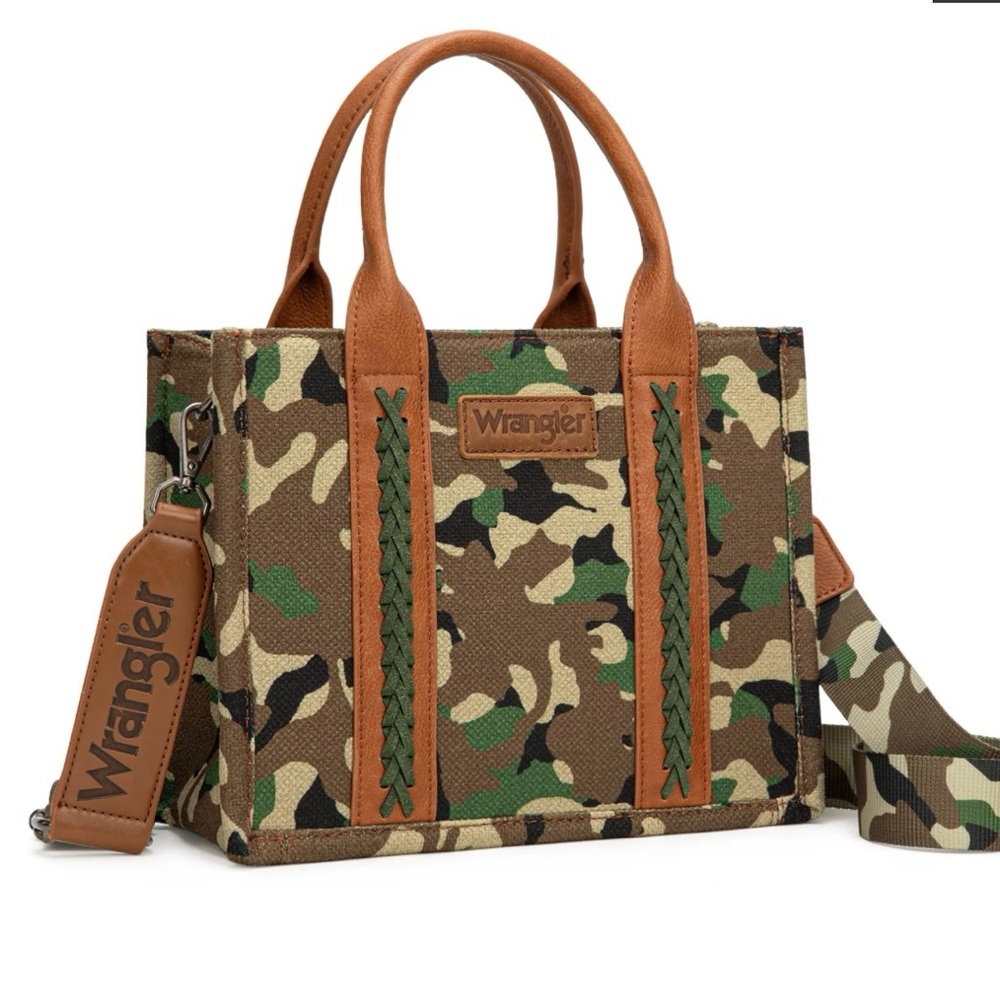 Wrangler Camouflage Tote with Tan and Brown Details #90